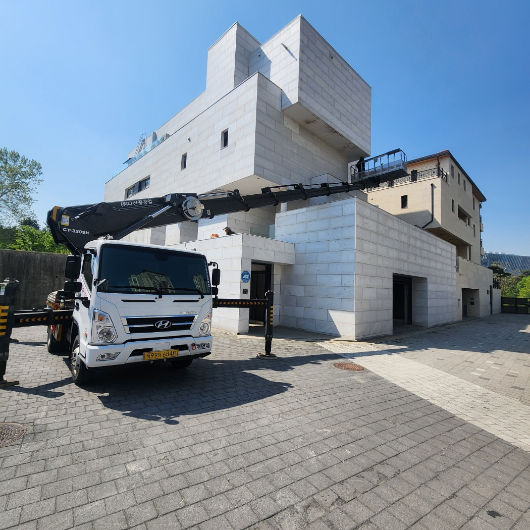 아산국가산업단지 스카이차 작업 현장